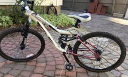 Up for sale is a very nice Mongoose Mountain Bike. 21 -speed. Upgraded handlebars, and gear shifters. Ergonomic grips. 26 inch wheels.
This bike has only been ridden around the block a few times. We are moving out of the country and cannot take it with