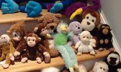 This nice assortment of twenty (20) stuffed monkeys includes many colors and sizes of monkeys. They range in size from 5" up to 30" from several different manufacturers, including Beanie Baby.
Some are "huggers" with Velcro on the hands to clasp around