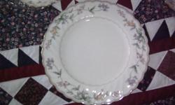 New in box Noritake Brookhollow one place setting. All the pieces.Call 315-946-5261 I will not check e-mail