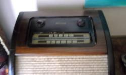 TAKE BOTH THESE RADIOS FOR 85.00.THEY BOTH WORK ,THE GE I CAN PICK UP ONE STATION BUT HAS HUM, PHILCO COMES ON BUT YOU NEED TO REWIRE THE CORD,BUT I CAN SHOW IT WORKS BUT ALSO HUM.THE CAPACITORS NEED TO BE CHANGED.NEEDS SOME TLC.