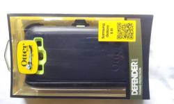 Otterbox Defender Series Samsung G3 with case.and clip. Rugged and durable. In Dark Blue and Neon Green. Opened to test on my new phone. Mint/brandnew condition.