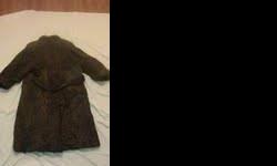 Brown Persian Lamb Coat size 20 THIS IS A WONDERFUL WARM COAT THAT FEELS AMAZING. HOLDS W.ARMTH THROUGH THOSE COLD WINTER NIGHTS!.
Price is indeed negotiable.