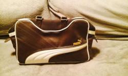 Nice brown and white puma bag barely used in great condition. Pick up only
This ad was posted with the eBay Classifieds mobile app.