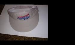 RADIO SHACK CERAMIC PROMOTIONAL MUG
ON ONE SIDE IT READS?.RADIO SAHCK PRESENTS ROYAL REUNION
ON OTHER A BLACK CROWN THIS WAS GIVEN TO ALL DEALERS GOING ON AN INCENTIVE TRIP TO ENGLAND
CONDITION: NEW
SIZE: 5 Â¼? X 3 Â¾?
SHIPPING WEIGHT: 3LBS
