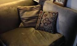 - 2012 Ralph Lauren Home designer series
- light grey fabric with down feather cushion
- excellent condition (lightly used for 6 months)
- local pickup in Greenpoint, Brooklyn
