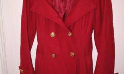 THIS RALPH LAUREN COAT IS 100% COTTON AND MANUFACTURED IN HONG KONG. IT'S A LADIES SIZE XL, DOUBLE BREASTED GOLD BUTTON TYPE WITH A BELT AT THE WAISTELINE. IT NEEDS A LITTLE MENDING (SEWING) ON THE SEAM OF THE LINING AT THE COLLAR.(SEE PICTURE) IT'S BEEN