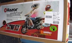 new still in box ?GIRLS MIMIATURE ELETRIC EURO-STYLE SCOOTER
?VINTAGE INSPIRED MOD /DESIGN HIGH PERFORMANCE
?TRAVELS UP TO 10 MPH
?TWIST GRIP THROTTLE
?SINGLE SPEED CHAIN DRIVEN CHAIN DRIVEN FOR MAXIMUM POWER
?PNENUMATIC TIRE FOR A SMOOTH RIDE
?RETACTABLE