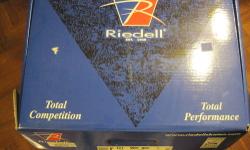 Used Riedell figure skates, still in original box. The shoes are made for recreational use and for beginner skaters, but it is endorsed by the Professional Skaters Association. It is in excellent condition - for the 1 year it was worn (and only