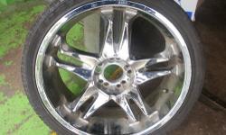 WE HAVE 4 RIMS WITH A TIRES
TIRE SIZE IS 255/35ZR20 93W
ONE TIRE IS NOT GOOD
CALL:917-335-5110 OR 516-502-4801 OR 917-337-4776