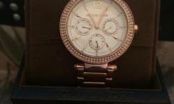 I have a beautiful stainless steel Rose Gold Michael Kors watch. It has chronograph glitz movement, mother of pearl dial. I still have the original box for the watch.
This ad was posted with the eBay Classifieds mobile app.