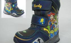 Item number:320840146362
Boy's Disney/Pixar Toy Story 3 Light-Up Winter Boots NEW
He'll play all day in these Disney/Pixar Toy Story 3 winter boots. Featuring character appliques and a light-up design, these toddler boys' boots get him ready for any