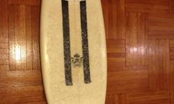 Epoxy surf board for sale, 5'4. Shaped in Costa Rica, only used a few times. Astro deck pad and fins included. Need to sell it because we're moving.
Thank you