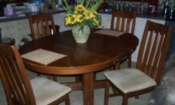 Table with butterfly leaf (stored within table) and 4 padded chairs for sale- very good condition. Table opens to seat 6 individuals comfortably.
Paid $600 asking $275.00. Cash carry only
Watertown, NY
Call (315) 489-3132