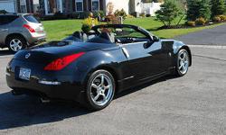 Condition: Used
Exterior color: Black
Interior color: Black
Transmission: Automatic
Fule type: Gasoline
Engine: 6
Drivetrain: Rear wheel
Vehicle title: Clear
DESCRIPTION:
2008- 350Z Grand Touring Roadster in Triple Black. Mint condition, Non-Smoker, Clean