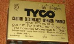 For sale is one (1) vintage Hobby Transformer for HO or N trains & accessories from TYCO; model #899B.
These are also good for O or G scale accessories, to take the burden off of your train's power supply.
The case is in excellent condition. It has a