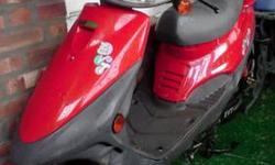 Moto "Evt" scooters ( Italiana ) de el 2003
con 0084 millas
electrica, en buena condicion
solo un problema, nesecita las baterias, estan bajas.
- interesados llamar al : 646-547-6584
english :718-374-7343