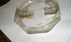 VERY OLD CUT CRYSTAL GLASS ASHTRAY
CONDITION: VERY GOOD
SIZE: 1? X 4 3/8?
SHIPPING WEIGH: 4 LBS