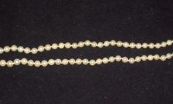 VINTAGE 18" PEARL NECKLACE GRADUATING PEALS 14K CLASP 917-701-3862
HIGH QUALITY PEARLS RUNNING FROM 3.4MM TO 7MM
$400.00
917-701-3862