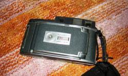 Polaroid electric eye land camera - Model J66 with leather carrying case. Camera is in very good condition.
Cash and local pick-up only