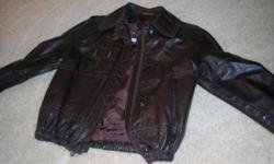 LIKE NEW genuine leather DK brown jacket, zipper front, side pockets, LINED size 7
Dry clean only
$40.00
please write Jan for more info and driving pick up directions.
[email removed]