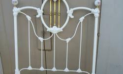 A Beautiful ?TIMELESS? Wrought Iron Twin Bed Frame.
This is a High Quality Bed Sturdy Frame.
Made by Elliott's Design Made in U.S.A. Small light touch up spot needed on frame. Originially cost close to 500.00
""PICK UP ONLY" NO SHIPPING.
Sold As Is. No