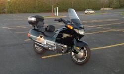 Up for sale today We have a Truly one of a kind Freedom machine !
This Honda PC800 Pacific Coast is Loaded with all the bells and whistles you could ask for from a new bike, let alone a 1994. It easily gets 50mpg with highway riding.
When you own this