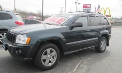 1998 DARK GREEN JEEP GRAND CHEROKEE V6 4.0
FULLY LOADED WELL CARED FOR.
ONLY $4000
914-447-1623