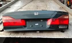 2000 honda accord trunk lid in original dark green $150
Left and right side mirror mirrors $40 each or $70 for both
Text or call 347-815-4005
This is a nice piece. Comes with the lights and keys to open it with the wires. Look at the pictures and if you