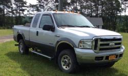 2006 Ford F-250 XLT 6.0 Diesel with 152K miles.
4x4, extended cab with gooseneck hitch, and trailer controller.
Truck runs and drives great with no check engine lights. Will have no trouble passing inspection.
Isn't perfect cosmetically, but still looks