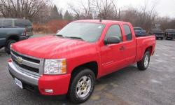 Up for your consideration this just in new body style LT 1 Silverado 1500 with Z71 OFF RD suspension package, Carfax certified 1 owner with no issues, factory remote start with keyless entry, power windows,locks,tilt steering and cruise control, aluminum