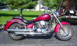 2007 Kawasaki Vulcan 900 Classic
$4,995
17,877 miles
For riders seeking a better balanced mid-size cruiser with the look and feel of the larger V-twins, the Kawasaki VulcanÂ® 900 cruiser family offers the only motorcycles to fit the bill. With clean lines