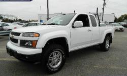 WOW A ONE OWNER LIKE NEW 4X4 WITH LOW MILES AT A DYNAMITE PRICE THAT MUST BE SEEN/
Our Location is: Robert Chevrolet - 236 South Broadway, Hicksville, NY, 11802
Disclaimer: All vehicles subject to prior sale. We reserve the right to make changes without