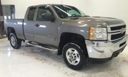 6-Speed Automatic HD Electronic with Overdrive and 4WD. All the right ingredients! Extended Cab! This 2012 Silverado 2500HD is for Chevrolet lovers looking far and wide for that perfect truck. This spirited machine can turn the everyday driver into a