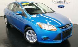 ***AUTOMATIC***, ***CLEAN CAR FAX***, ***HEATED SEATS***, ***ONE OWNER***, ***SATELLITE RADIO***, and ***SOLD AND SERVICED HERE***. Flex Fuel! This 2013 Focus is for Ford fanatics looking the world over for a great one-owner gem. Save your hard-earned