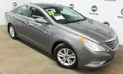To learn more about the vehicle, please follow this link:
http://used-auto-4-sale.com/108470029.html
Outstanding design defines the 2013 Hyundai Sonata! It just arrived on our lot this past week! This 4 door, 5 passenger sedan still has fewer than 30,000