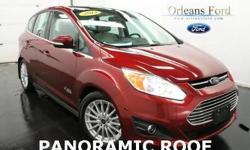 ***PANORAMIC ROOF***, ***NAVIGATION***, ***POWER LIFTGATE***, ***HEATED LEATHER***, and ***REAR VIEW CAMERA***. There's no substitute for a Ford! Previous owner purchased it brand new! Want to save some money? Get the NEW look for the used price on this