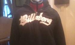 CLASSIC BILLABONG HOODIE FAUX FUR LINING - Black - Cannot buy this one anywhere this is a one off, purchased off the top shelf at Manhattan , BYC Bilabong store, Excellent condition - Youth extra large perfect for women or men - Don't pass up this one it