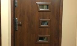 Newest technology straight out of Europe ! Contemporary Metal PVC Exterior Doors. 3 Point Canadian locking system , metal construction with a special PVC veneer , moisture resistant veneer and German door handles. Available in stock standard door sizes W