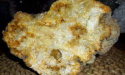 This Beautiful Kentucky Geode comes from Boyle County, Kentucky. The color of this Beautiful Crystallized Geode is Beige and Tan. This Geode is Unique and Perfect with Perfection. This geode is fully Crystallized thru out. Triple AAA Grade. Measurements: