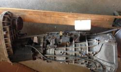 ford 4x4 4r100 automatic transmission and np 271 transfer case. for ford f250/350 1999-2004 $550.00 516-524-0344