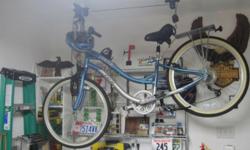 FUJI CROSSTOWN 26 1.1 BICYCLE
ALUMINUM ALLOY MEDIUM SIZE FRAME
SUSPENSION FRONT FORK AND SEATPOST
SHIMANO GEARS 24 SPEED
REAR CARRIER, FENDERS, OTHER EXTRAS INCLUDED IF WANTED