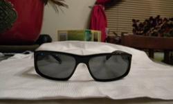gant sunglasses, bedford style
Black/polarized grey
Style: Rectangular
Model: GS Bedford
Frame: Plastic
Lens: Scratch/impact-resistant polarized plastic
Protection: 100-percent UV
Temples: Plastic
Nose pads: Saddle nose bridge
I wore these for about a
