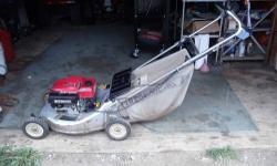 HERES A NICE HONDA HRA214 SELF PROPELLED BAGGER/MULCHER PUSH MOWER..ITS IN GREAT CONDITION,I CLEANED THE CARB,CHANGED THE OIL AND SHARPENED THE BLADE..STARTS FIRST PULL,ITS A HONDA!...PLEASE CALL 607-729-0347 BETWEEN 8 & 8.