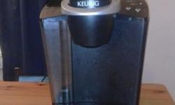 Good, used Keurig B40 model single-cup coffee maker. Works very well; perfect for home or office use. Pick up only.