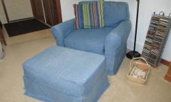 Cindy Crawford Home Collection
Sofa, Loveseat, chair and ottoman
blue denim covers washable
great shape, or best offer