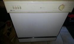 Maytag Dishwasher - $100
Model DWU7400AAE in good running condition. Used in an office setting less then once per week. Cash only, local pickup.