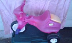 PINK LITTLE TIKES RIDE
USED PINK LITTLE TIKES RIDE IN GOOD SHAPE
HAS STORAGE IN TRUNK
10.00
--------------------------------------------