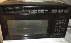 Pre-Owned GE Space-maker
"over the stove" wall mounting Microwave
w.manual
has lots of programable settings
easy to use and great condition!
w/ bottom lights and vent fans
16 1/2 " Deep
16 1/2" Tall
28" Wide
Specs suggest you have 30" from bottom edge of