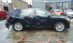 THIS IS A SALVAGE REPAIRABLE VEHICLE WITH RGHT SIDE COLLISION DAMAGE . THIS VEHICLE RUNS & DRIVES , EASY FIX
****MORE CARS TO BE FOUND @ SALVAGEZONE.COM