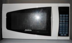 Outside: Gently used.
Inside: Light bulb is out and there is a small burnt mark in the back but it doesn't interfere with the usage of the microwave
$50. Cleaned and Sanitized. Please contact by email for pick up details and payment arrangement.